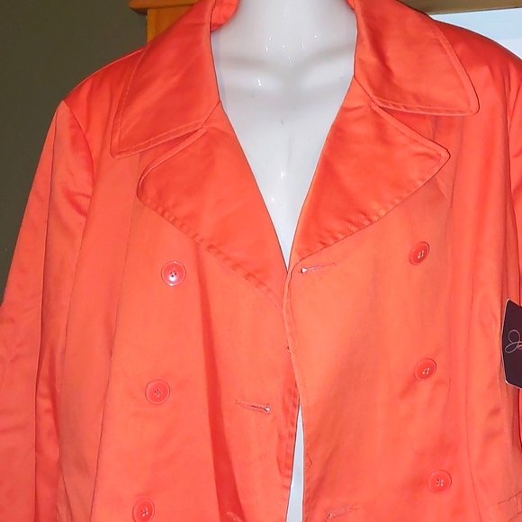 Jacket - Picture 2 of 4